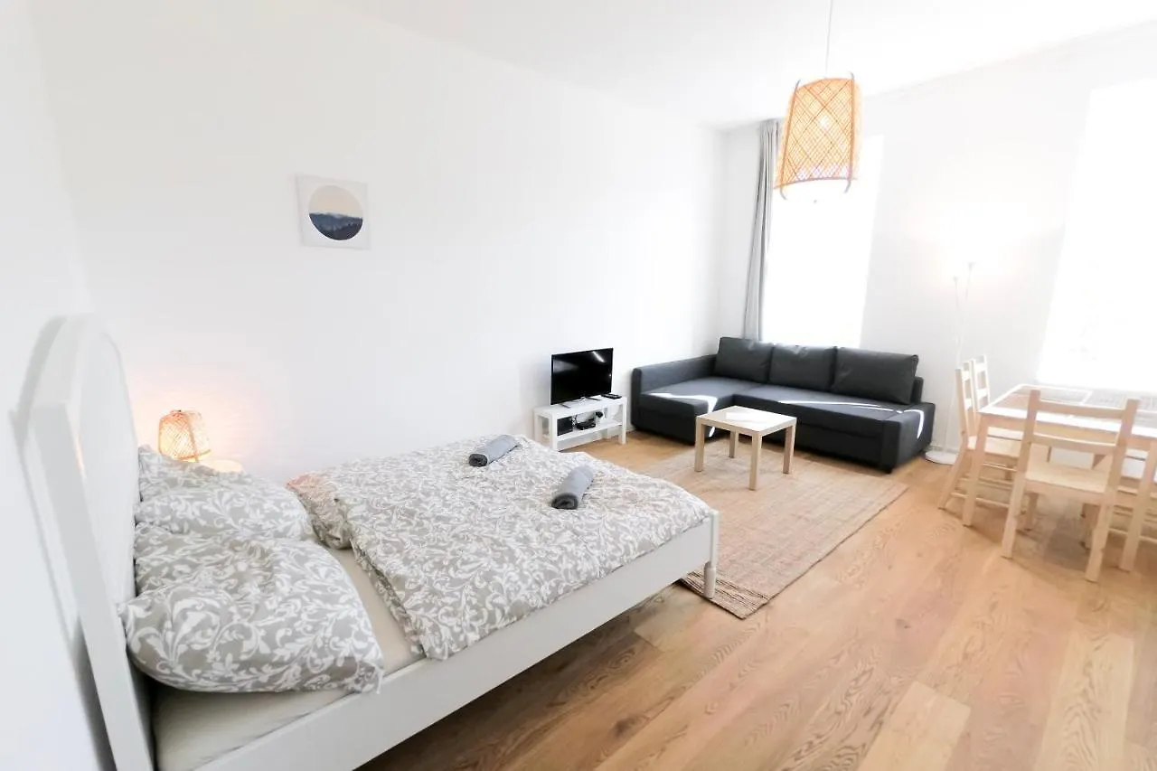 Vienna Living Apartments - Hasnerstrasse contacts
